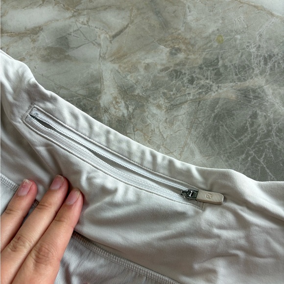 Lululemon Athletica Women's White Athletic Shorts - Picture 6 of 8